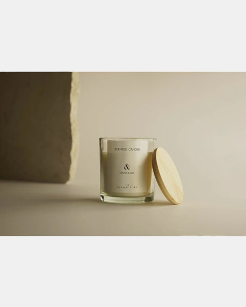 Vela vegetal THE OLPHACTORY CEDAR & OUD 200gr