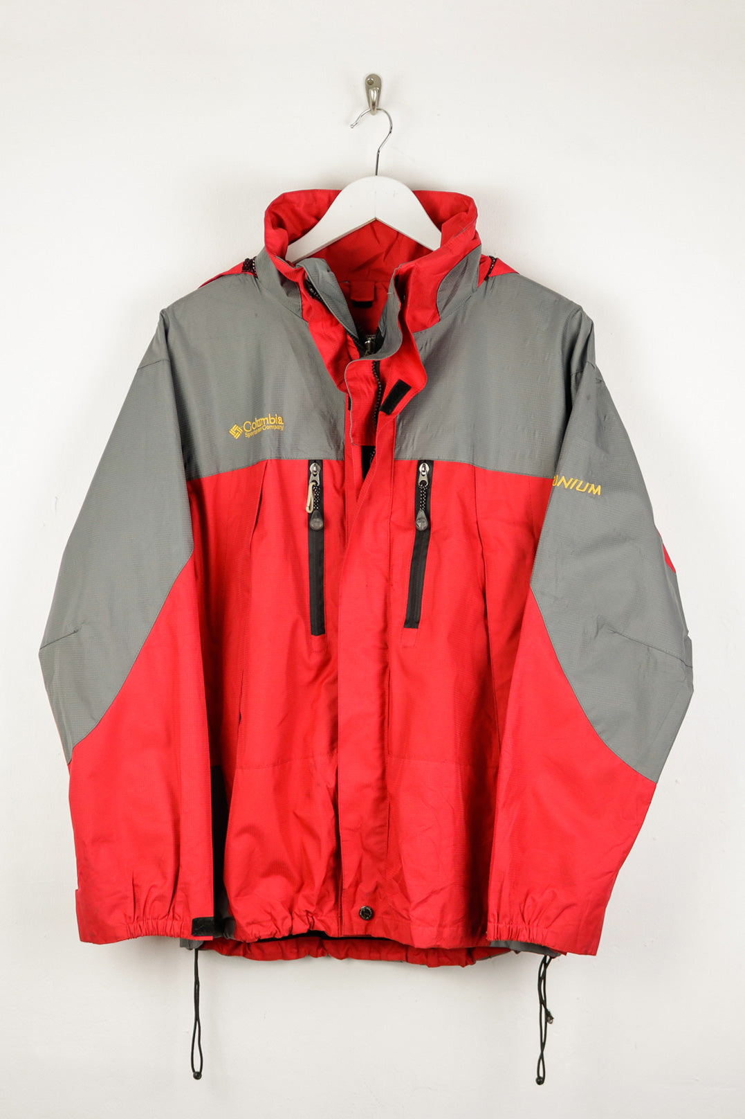 Titanium Columbia
