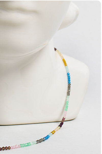 Collar Jomalig